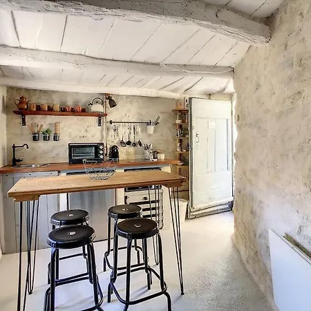 Le Petit Triangle Excentrique - Atypical House Cabrespine